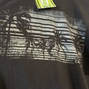 New, never worn Cariloha Shirt size Med.